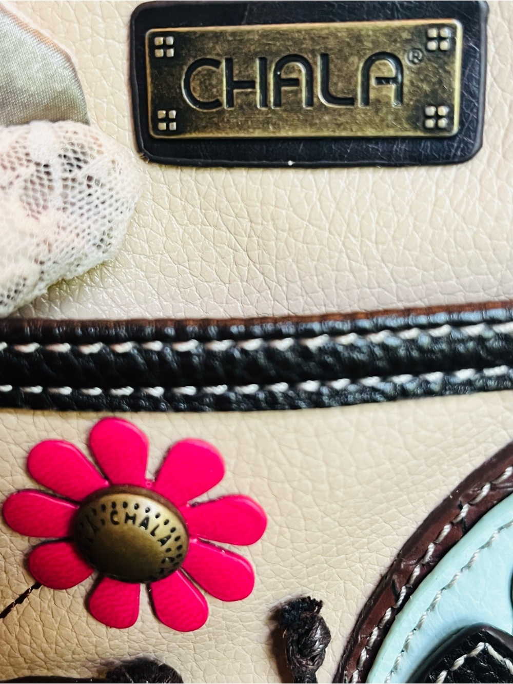 Chala Cream Crossbody Cell Phone Bag with Pink & Brown Butterfly Appliqué (NWOT) - Picture 8 of 13